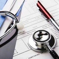 نظارت وزارت بهداشت بر فعالیت افراد بی مهارت در صنف پزشکی